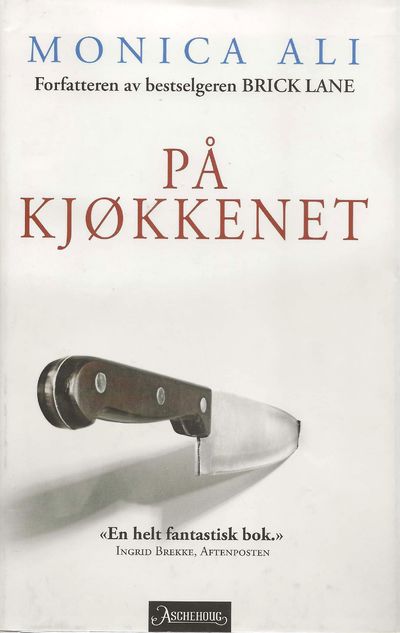 På kjøkkenet
