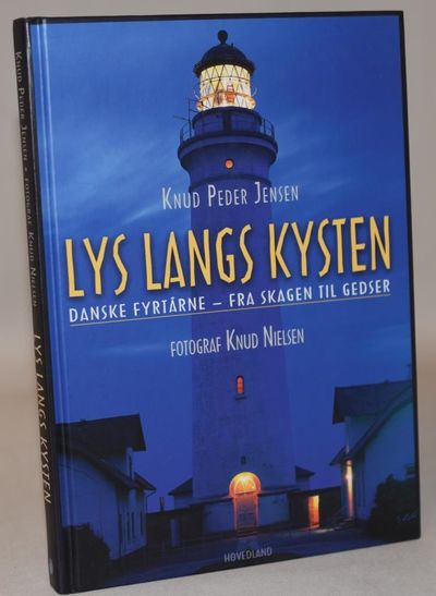 Lys langs kysten.