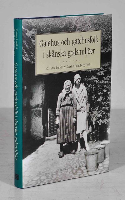 Gatehus och gatehusfolk i skånska godsmiljöer.