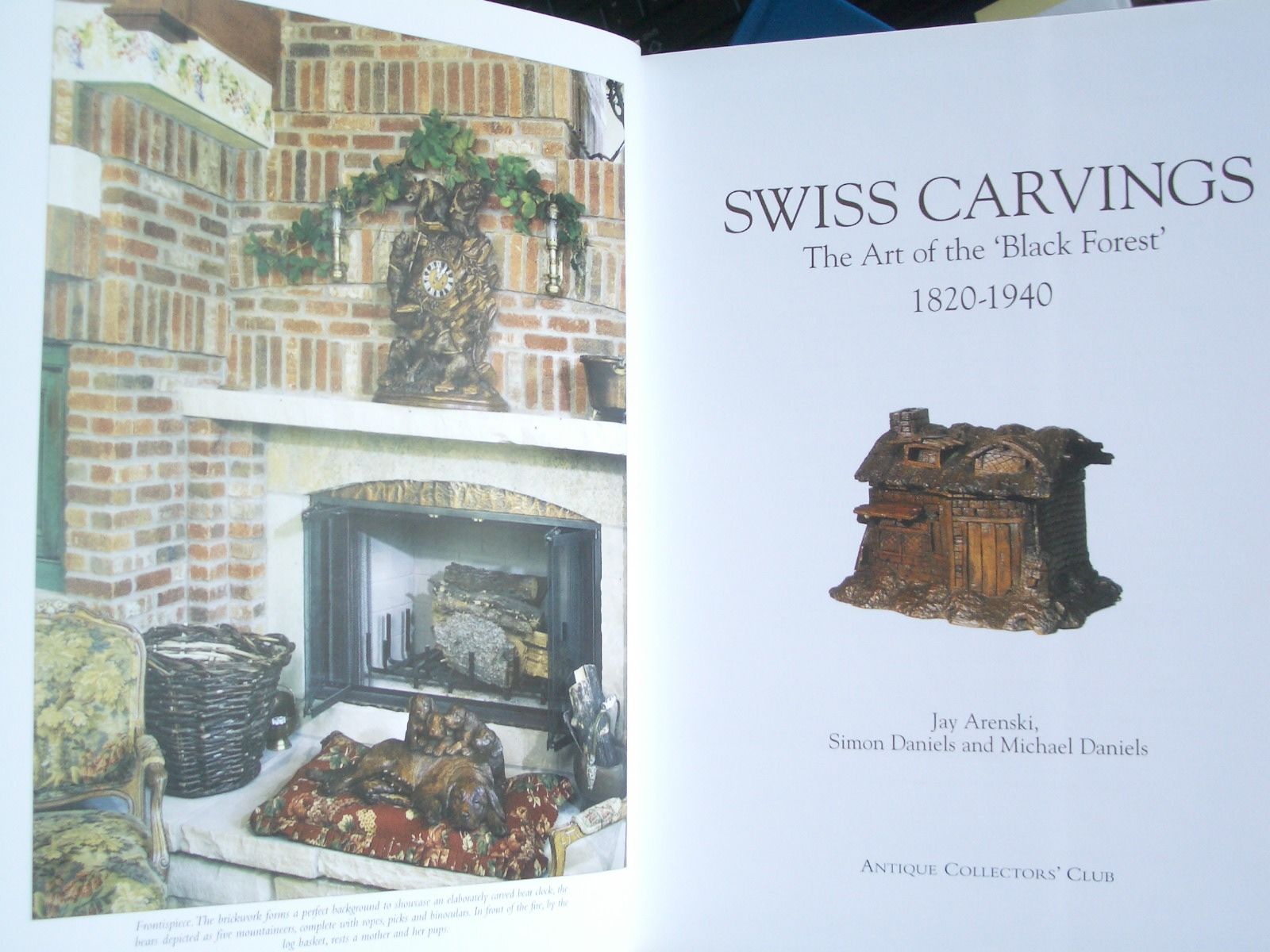 SWISS CARVINGS ブラックフォレストのアート 1820-1940 SWISS CARVINGS ブラックフォレストのアート 1820-1940 Swiss