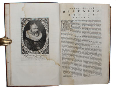 Historiæ Danicae, sive de Regibus Daniae, qui familiam Oldenburgicam...Libri qvinqve priores (+) Historiae Danicae Continvatio, Sive De Regnibus Daniæ, Qui familiam Oldenburgicam præcesserunt (+) Historiæ Danicæ  Libri III (+) Gulielmus Auriacus, sive... (photo 3)