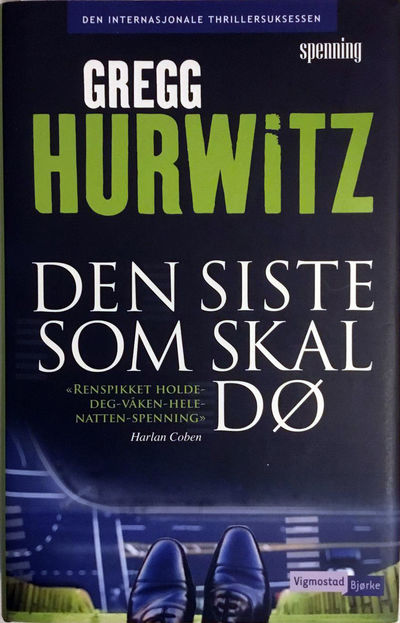 Den siste som skal dø. Oversatt av Henning Kolstad