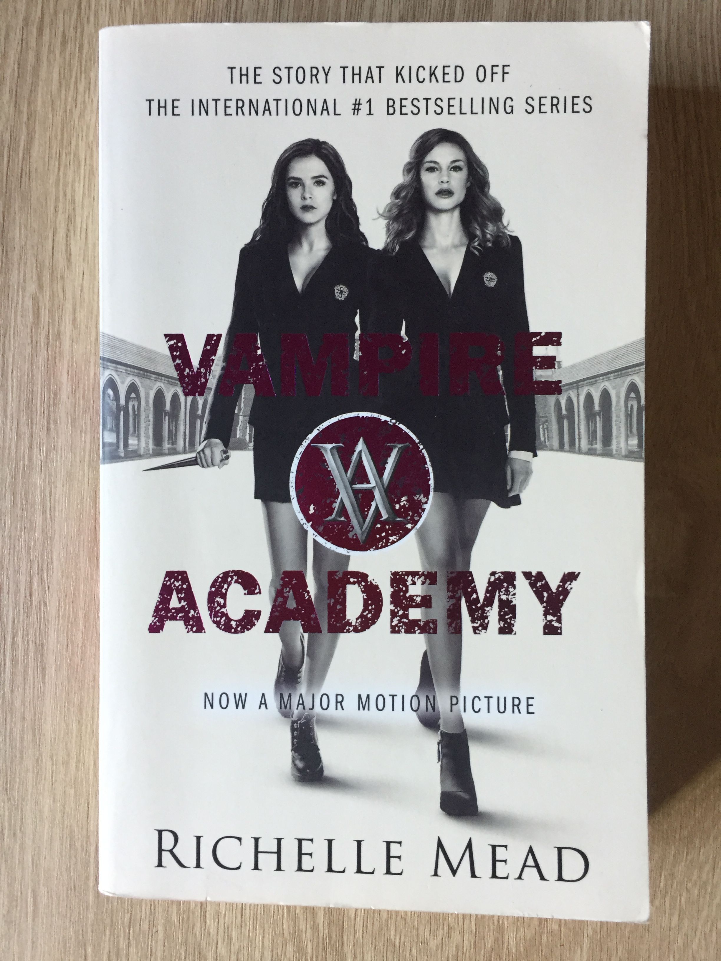 Vampire Academy Book 1 Vampire Academy By Richelle Mead Paperback From Books Of Smaug Sku