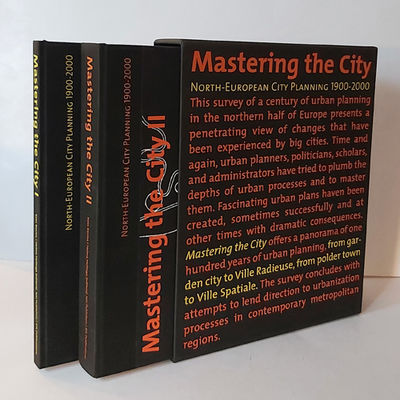 Mastering the City. North-European City Planning…