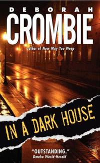 image of In A Dark House (Duncan Kincaid/Gemma James Novels (Paperback))