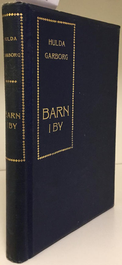 Barn i by. Smaa billeder