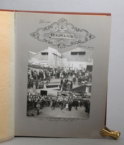 T/T “Beaumaris”. Rederi: Biørn Biørnstad & co. Moss. Dåp 17. juni 1972. A/S Stord Verft. Album med 92 fotografier i s/h og farger fra skipets dåp, med navn opptegnelser. Fotografiene fint montert på 27 ark av stiv kartong. Størrelse (330 x 250 mm). (photo 2)
