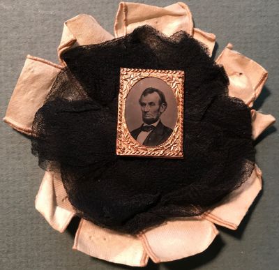 Child's Mourning Cockade for Lincoln - with Photograph