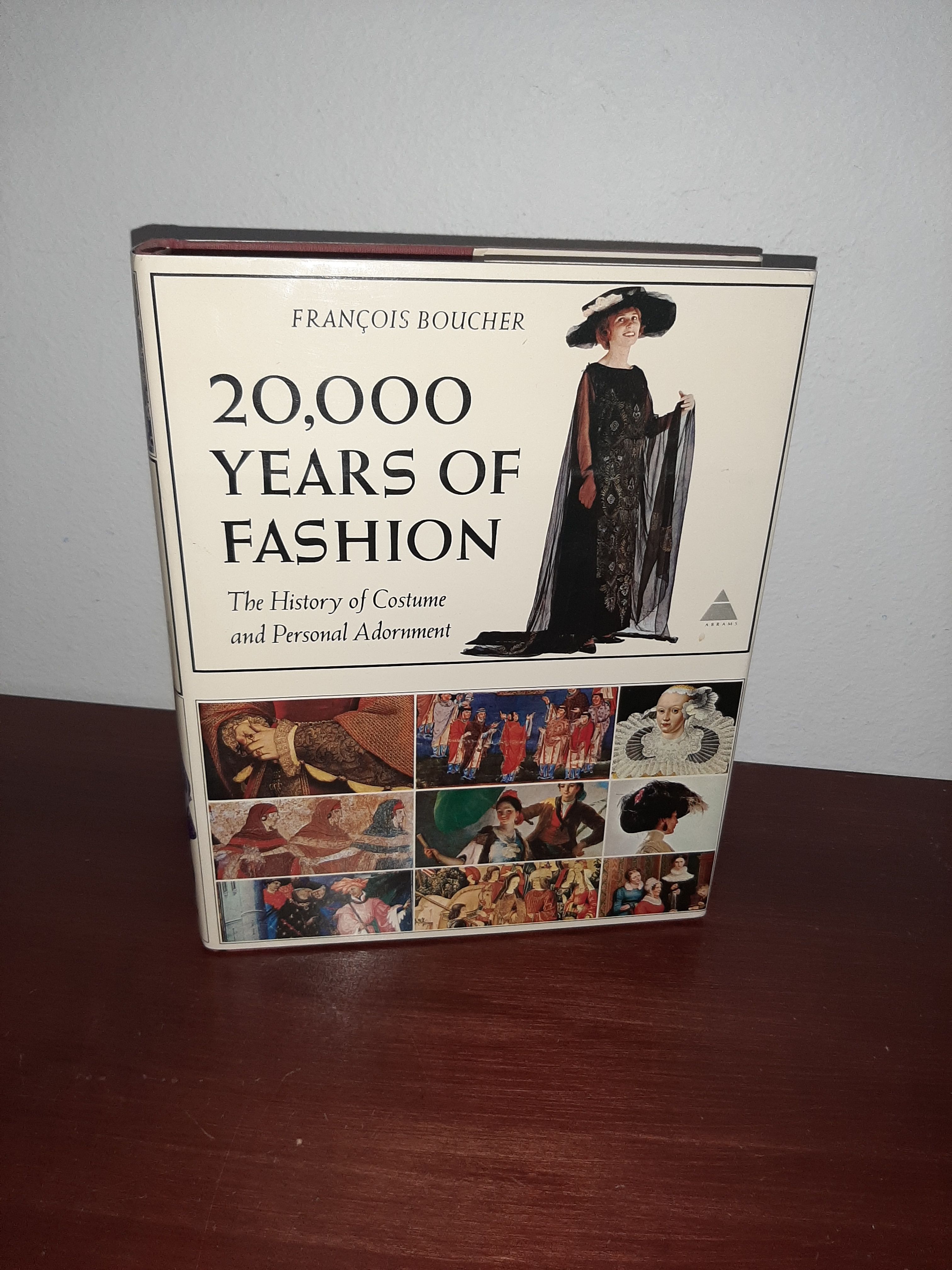 20,000 YEARS OF FASHION ファッション集 20,000 Years of Fashion