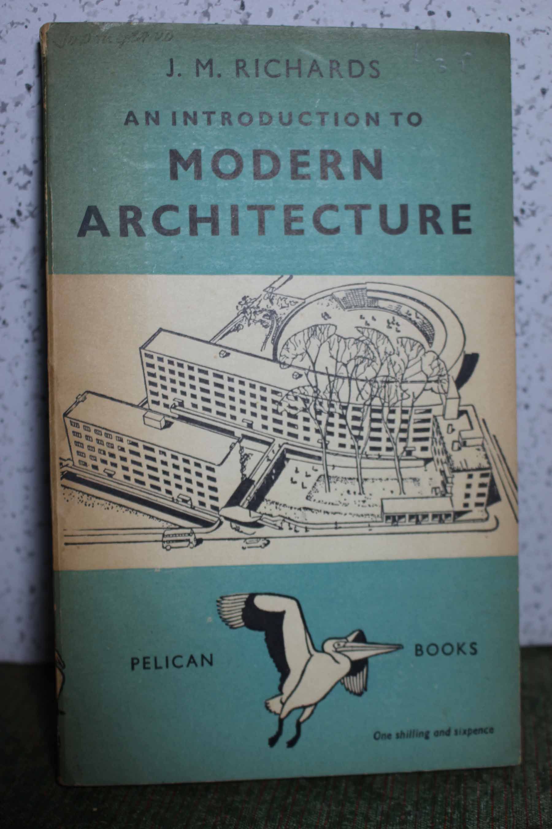 An Introduction To Modern Architecture by Richards J Paperback 1948