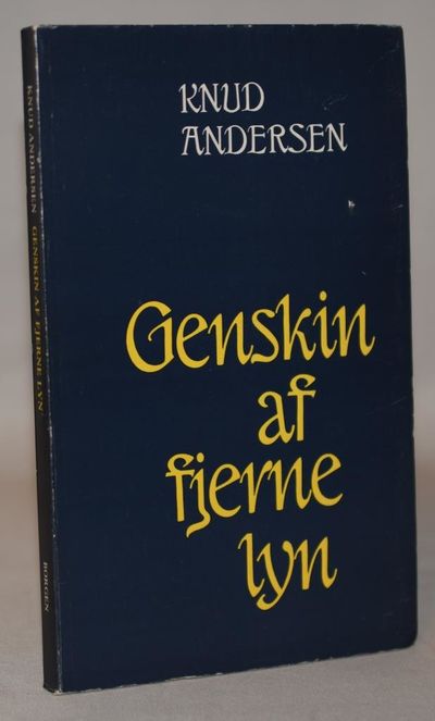 Genskin af fjerne lyn.