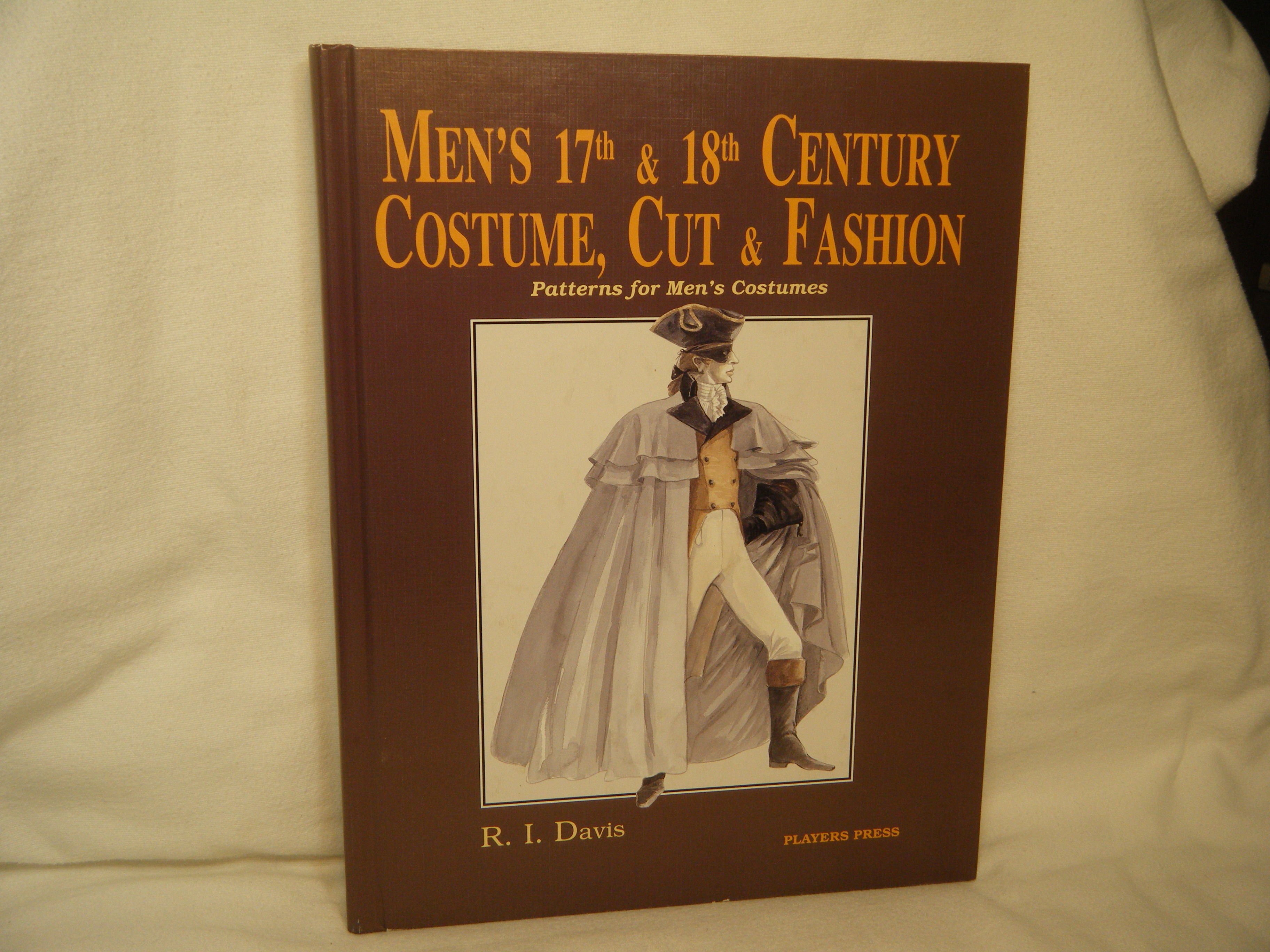 洋書 THE ULTIMATE BOOK OF COSTUME AND STYLE Amazon | Fashion: The Ultimate Book of Costume and Style