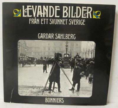 Levande bilder från ett svunnet Sverige.…