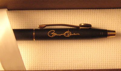 Barack Obama Presidential Cross Pen by Obama, Barack Biblio AU