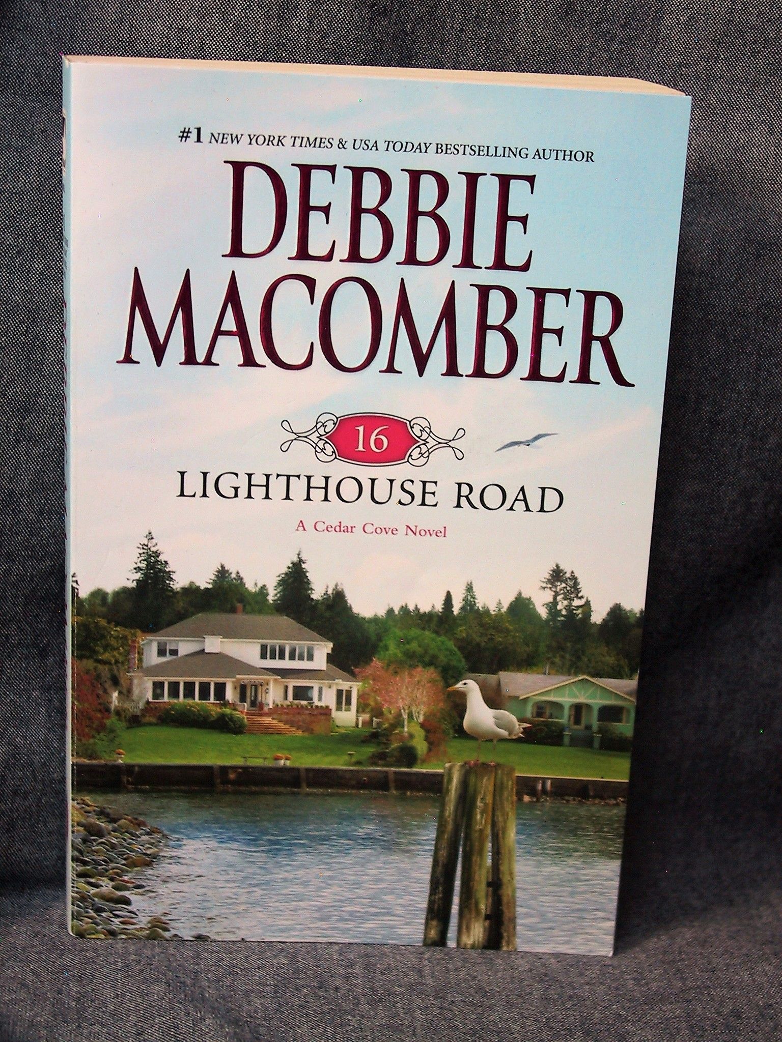 Cedar Cove Series 1 16 Lighthouse Road by Debbie