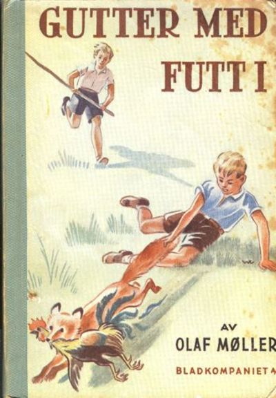 Gutter med futt i.