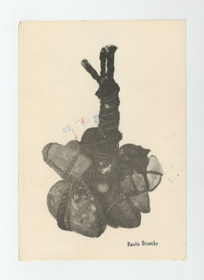Artist’s postcard: Caranguejos (pedras de Fernando de Noronha e corda de agave)
