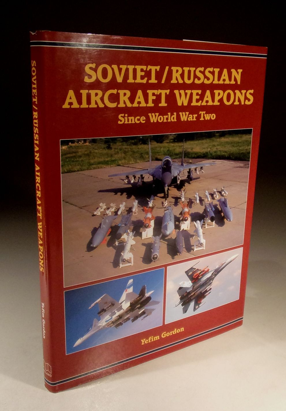 SOVIET/RUSSIAN AIRCRAFT WEAPONS 洋書 Soviet/Russian Aircraft Weapons Since World War Two by Yefim