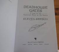 Deadhouse Gates: A Tale of the Malazan Book of the Fallen by Erikson, Steven - 2000