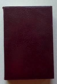 cover of THE QUEEN'S NECKLACE.