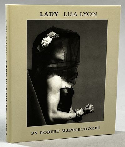 Lady Lisa Lyon. Text by Bruce Chatwin.