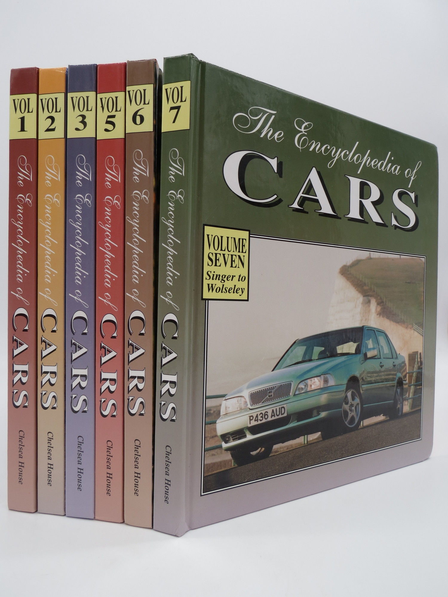 ENCYCLOPEDIA OF CARS (6 OF 7 VOLUME SET) by Horton, Chris