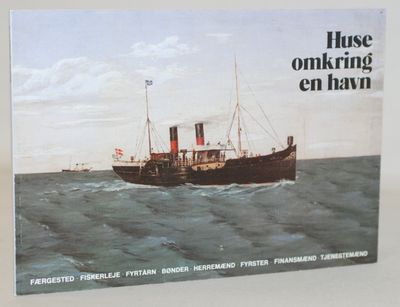Huse omkring en havn. Færgested. Fiskerleje.…