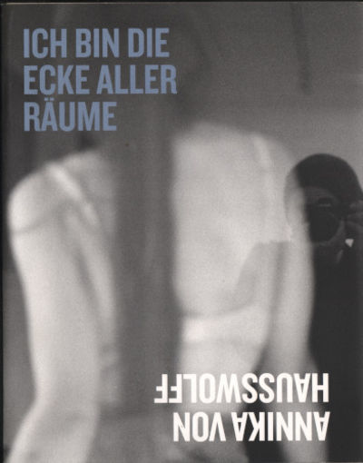 ICH BIN DIE ECKE ALLER RÄUME.