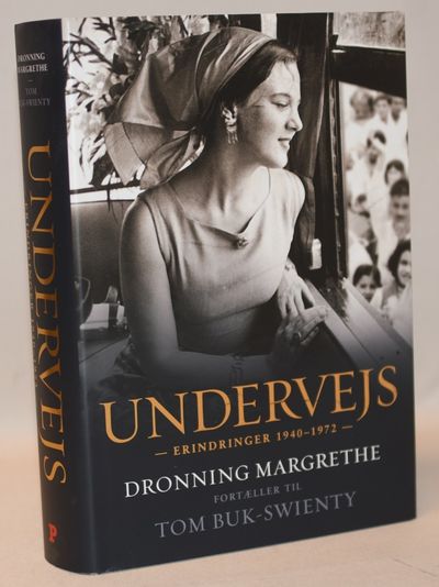 Undervejs -  Erindringer 1940-1972.  Dronning…