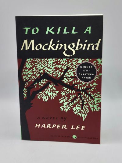 New York: Harper Collins, 2002. Later printing. Paperback. New. 323 pp. Octavo Illustrated wraps. On...
