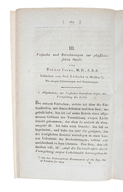Ueber die Theorie des Lichts. Frei übersetzt vom Professor Lüdicke. (+) Nachricht von einigen Fällen einer bisher noch nicht beschriebenen Entstehung der Farben. (+) Beschreibung einer Vorrichtung, um mittelst des Sonnen-Mikroskops die Farben dünner F... (photo 4)