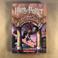 Harry Potter and the Sorcerer&#039;s Stone by Rowling, J.K.; GrandPrÃÂ©, Mary [Illustrator] - 1998