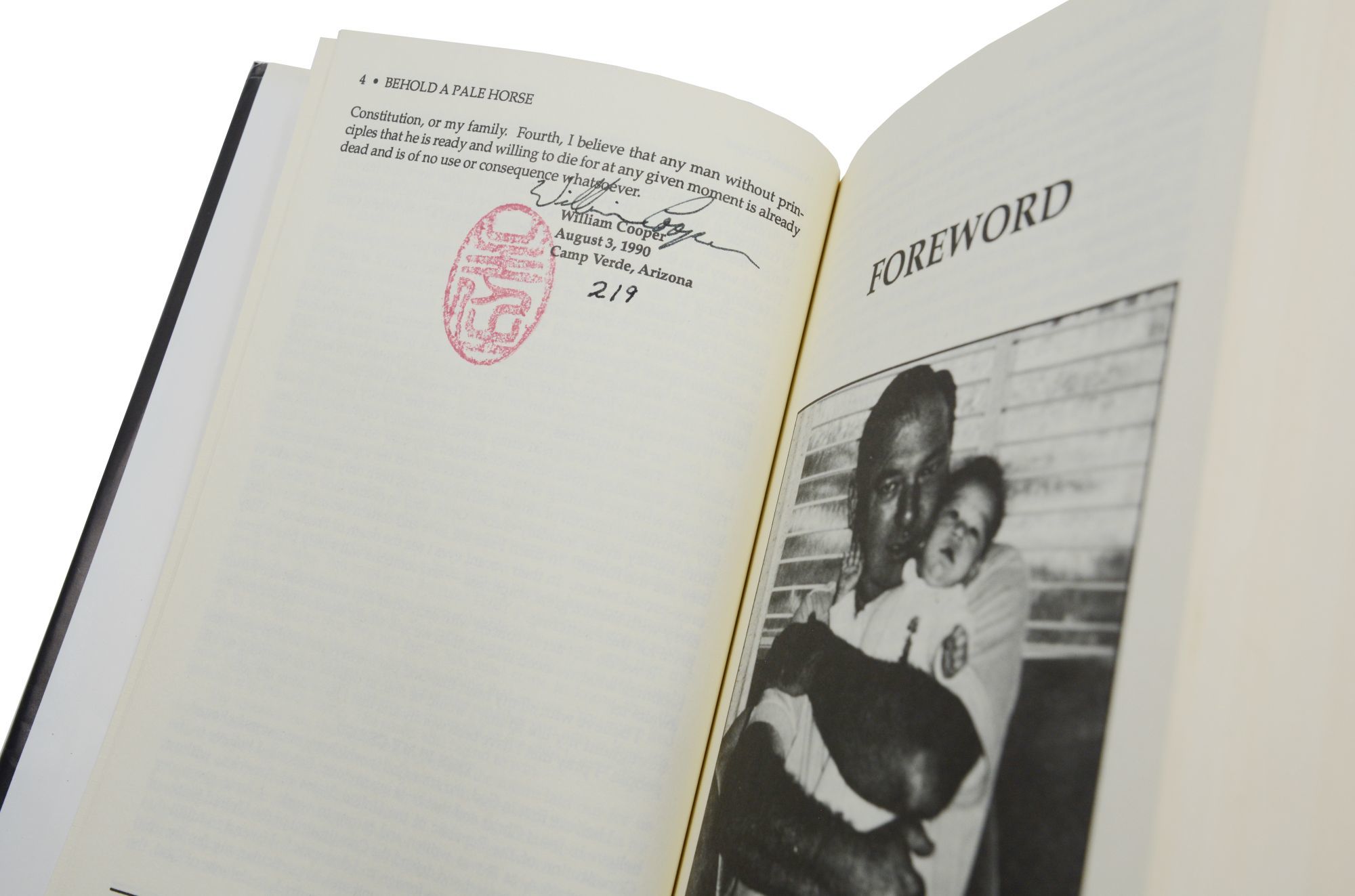 Behold a Pale Horse by Cooper, Milton William "Bill | | 1991 | Light