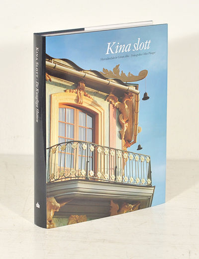 Kina slott. Huvudredaktör Göran Alm. Fotografier…