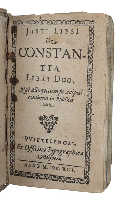 De constantia libri duo, qui alloquium praecipue continent in Publicis malis (+) Periculum epistolicum non tàm correctiùs reductum quàm selectioribus quibusdam adauctum. (photo 2)