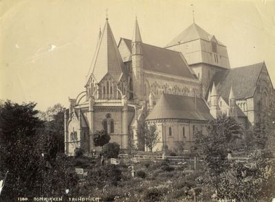 Domkirken Trondhiem. 1300. Sköien.