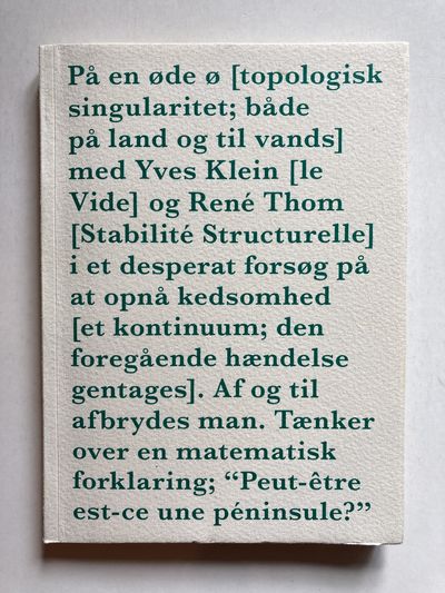 På en øde ø [topologisk singularitet; både på…