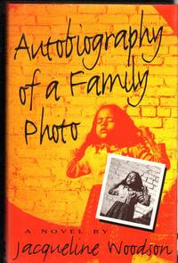 image of Autobiography of a Family Photo : A Novel