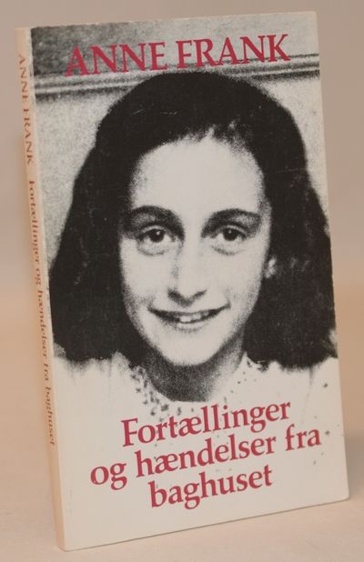 Fortællinger og hændelser fra baghuset.