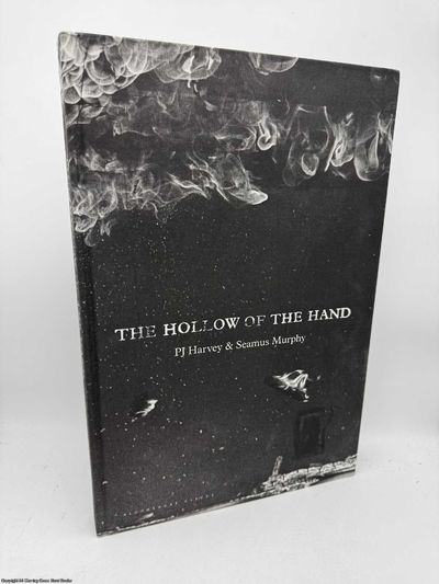 The Hollow of the Hand (Signed) de Harvey, Polly Jean; Murphy