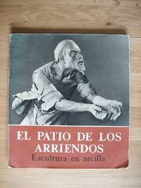 image of El Patio De Los Arriendos - Escultura En Arcilla