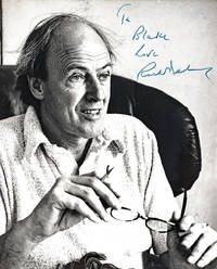 Roald Dahl Signed Photograph.
