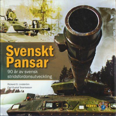 Svenskt Pansar. 90 år av svensk…