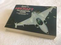 Jane&#039;s Aircraft Recognition Guide by David Randall - 1996