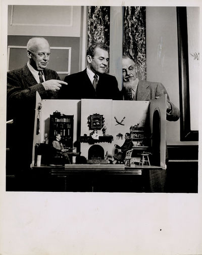 (Sherlock Holmes) REX STOUT, CHARLES COLLINGWOOD, EDGAR SMITH (ca. 1955) Photo