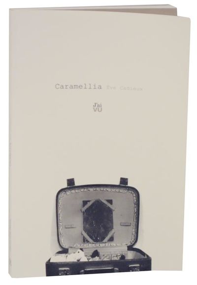 Quebec, Canada: Ed J'ai VU, 2003. First edition. Softcover. Text in French. Artist book with a numbe...
