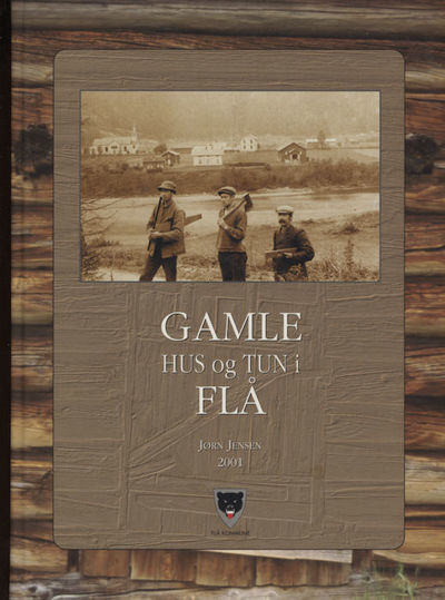 Gamle hus og tun i Flå