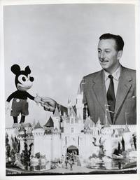 image of Walt Disney's Wonderful World of Color (Photograph from the television series)