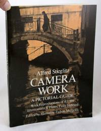 Alfred Stieglitz: Camera Work: A Pictorial Guide (Dover Art Collections) by Stieglitz, Alfred; Margolis, Marianne Fulton [Editor] - 1978-03-01