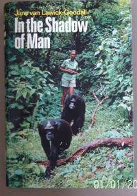 Unseen Archives, Britain at War by Maureen Hill - 1st Edition - 2002 - from Raffles Bookstore (SKU: G1.3)